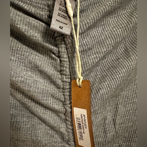 NWT SKIMS SOFT LOUNGE RUCHED PANT - Picture 4 of 4